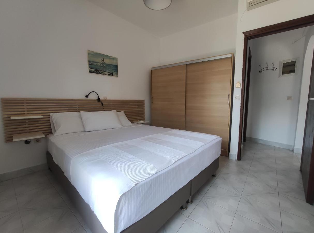 נאוס מרמרס Para Thin Alos Inn מראה חיצוני תמונה
