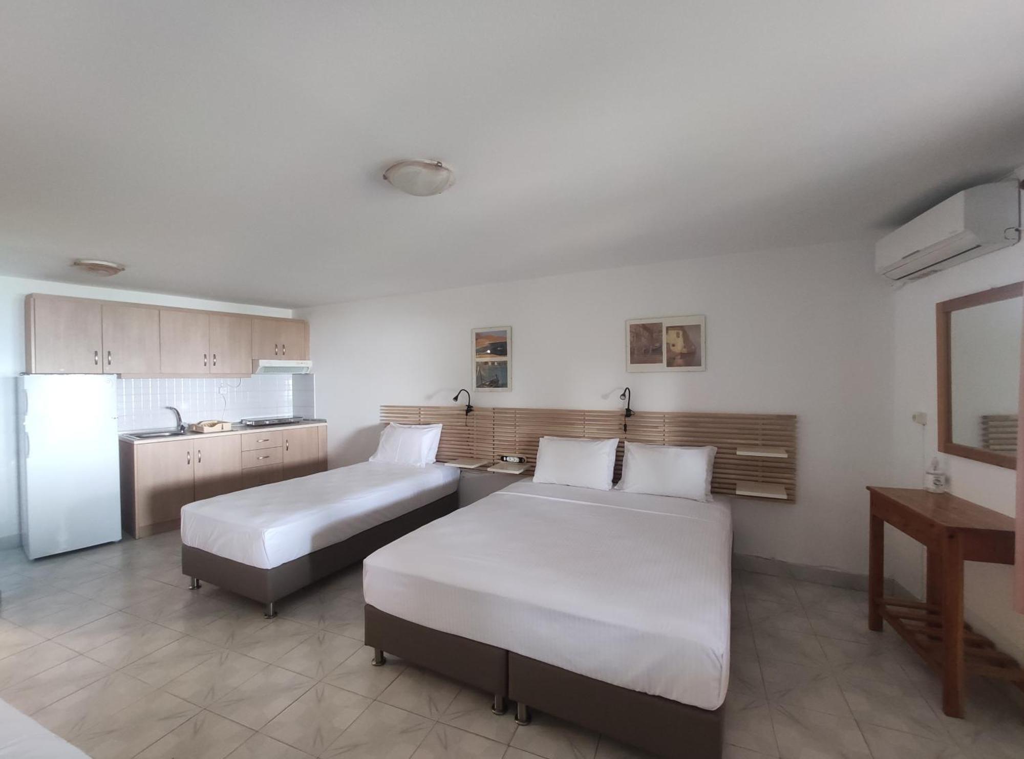 נאוס מרמרס Para Thin Alos Inn מראה חיצוני תמונה